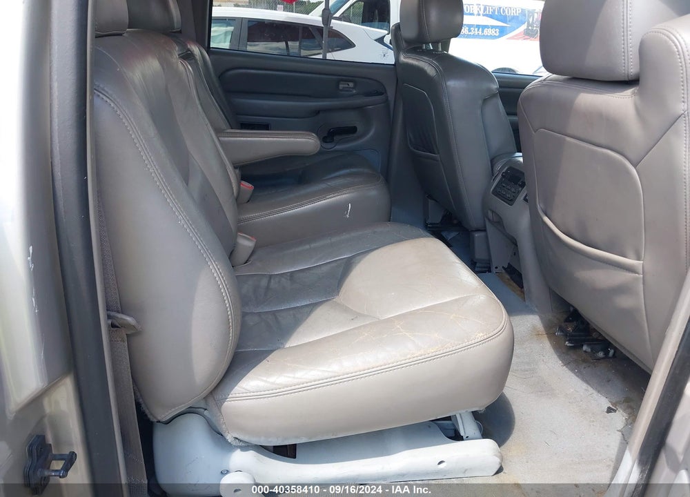 2004 GMC YUKON XL 1500 DENALI VIN: 1GKFK66U04J165083