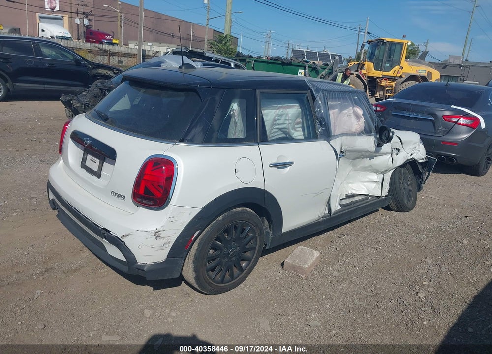 2023 MINI HARDTOP COOPER VIN: WMW33DK01P2T79840