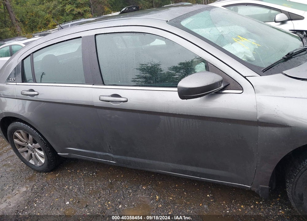 2011 CHRYSLER 200 TOURING VIN: 1C3BC1FG3BN602962