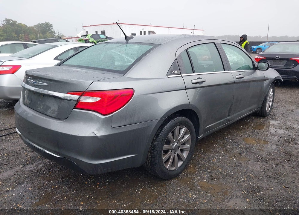 2011 CHRYSLER 200 TOURING VIN: 1C3BC1FG3BN602962
