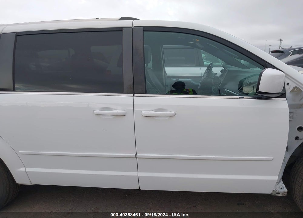 2017 DODGE GRAND CARAVAN SXT VIN: 2C4RDGCGXHR735650