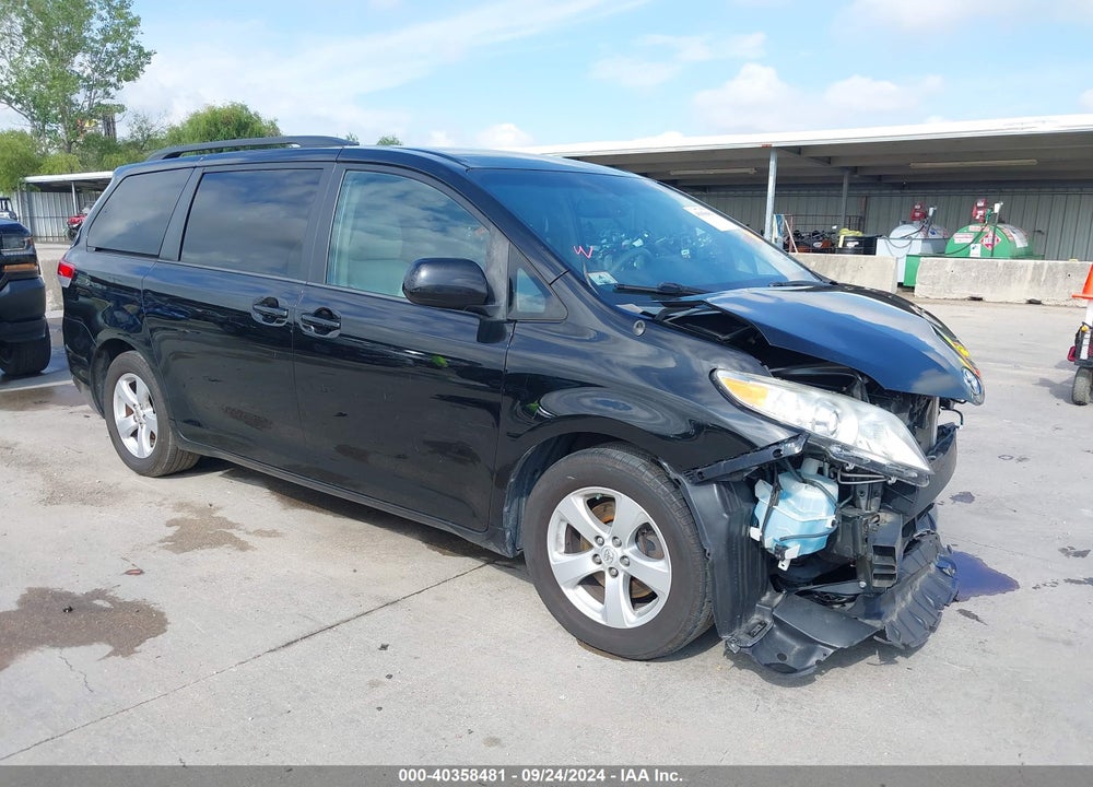2013 TOYOTA SIENNA LE V6 8 PASSENGER VIN: 5TDKK3DC0DS363765