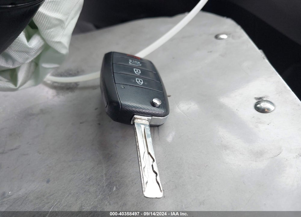 2018 KIA SOUL VIN: KNDJP3A5XJ7562301