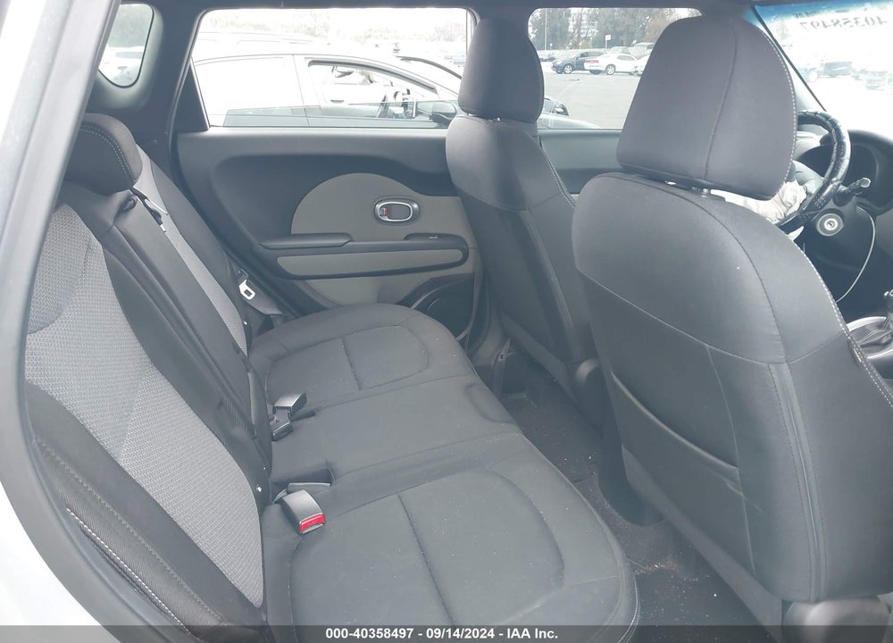 2018 KIA SOUL VIN: KNDJP3A5XJ7562301
