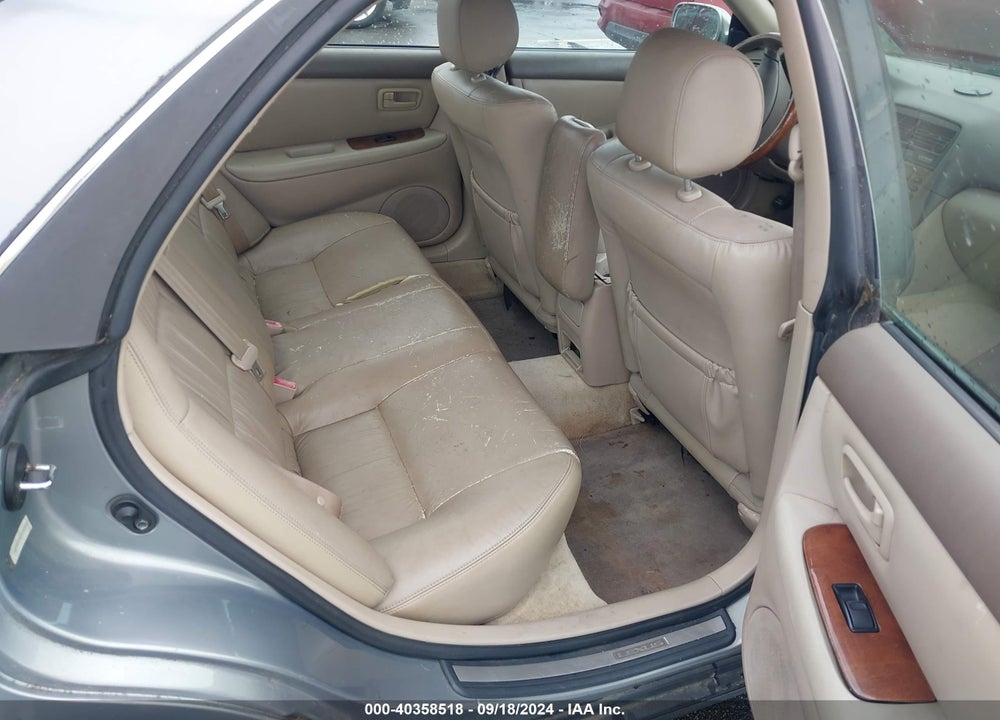 2001 LEXUS ES 300 VIN: JT8BF28G310328971