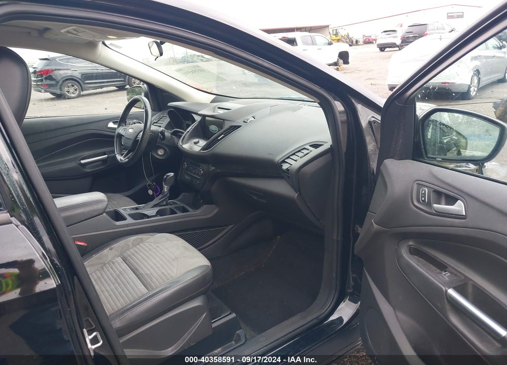 2017 FORD ESCAPE SE VIN: 1FMCU0GD9HUC86537