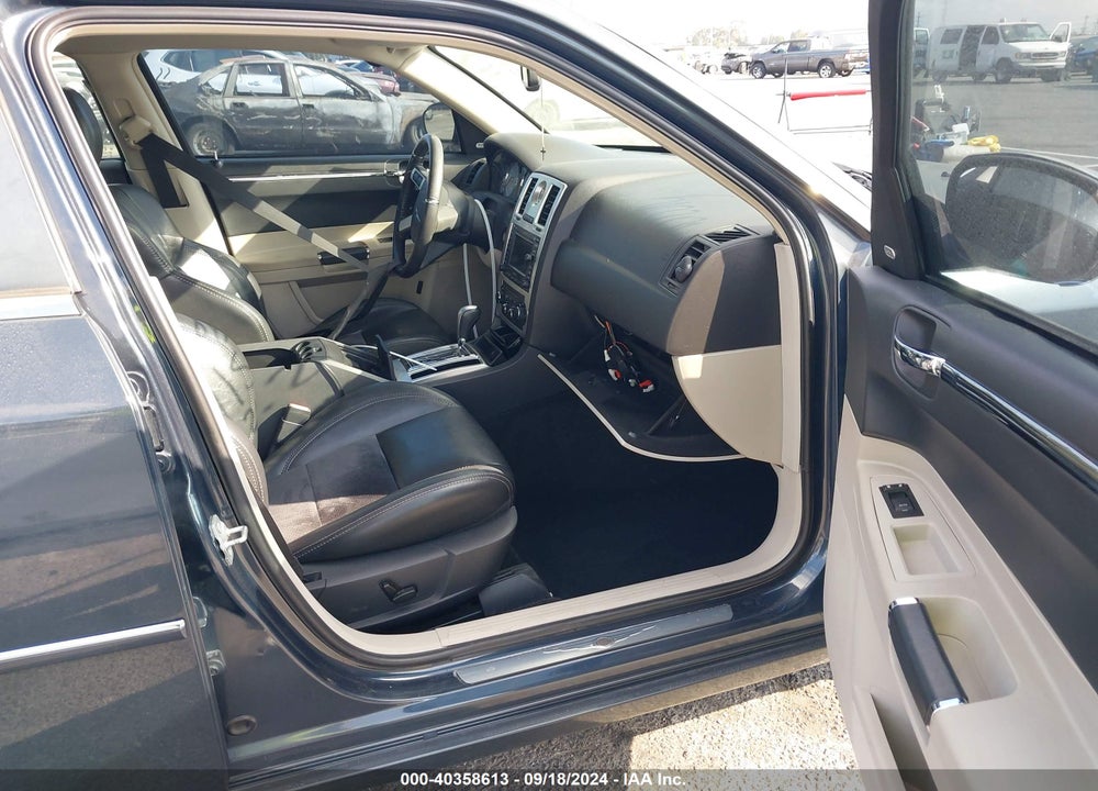 2007 CHRYSLER 300C VIN: 2C3KA63H57H851943
