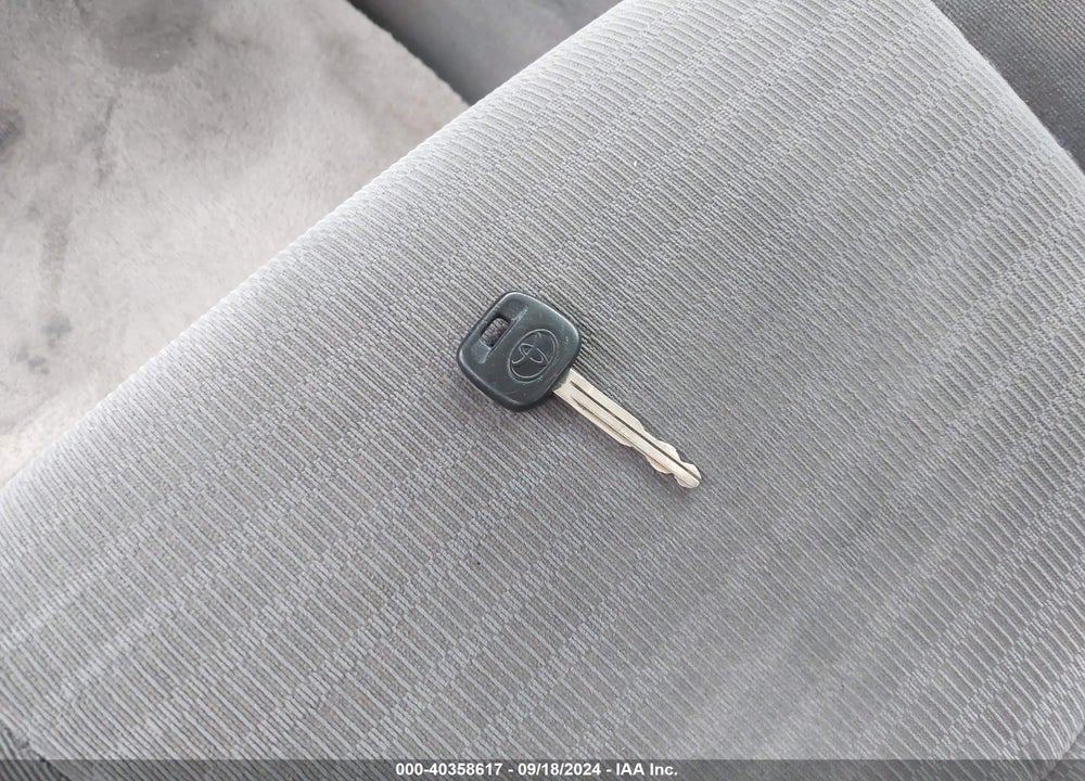 2006 TOYOTA CAMRY STD/ VIN: 4T1BE32K66U746766