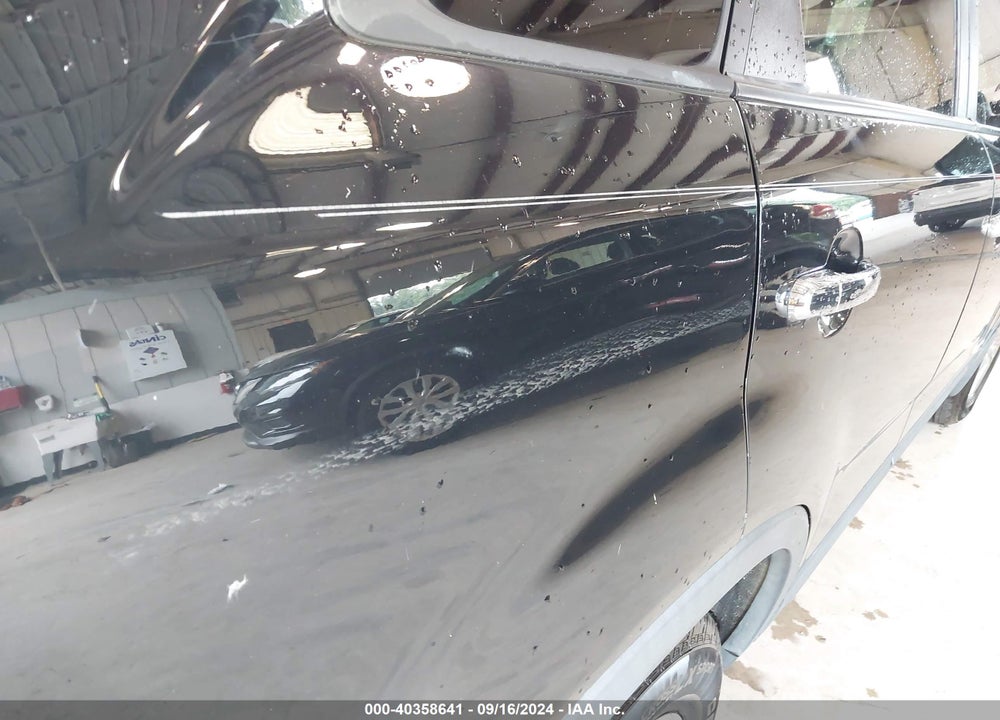2014 KIA SORENTO LX VIN: 5XYKTCA61EG534890