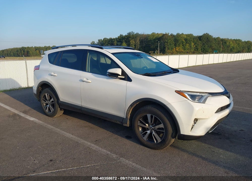 2017 TOYOTA RAV4 XLE VIN: JTMWFREV5HJ109139
