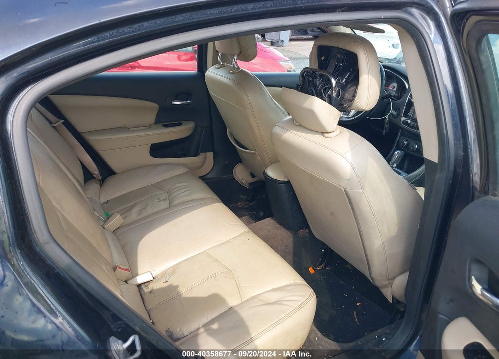 2012 CHRYSLER 200 LIMITED VIN: 1C3CCBCB3CN304755