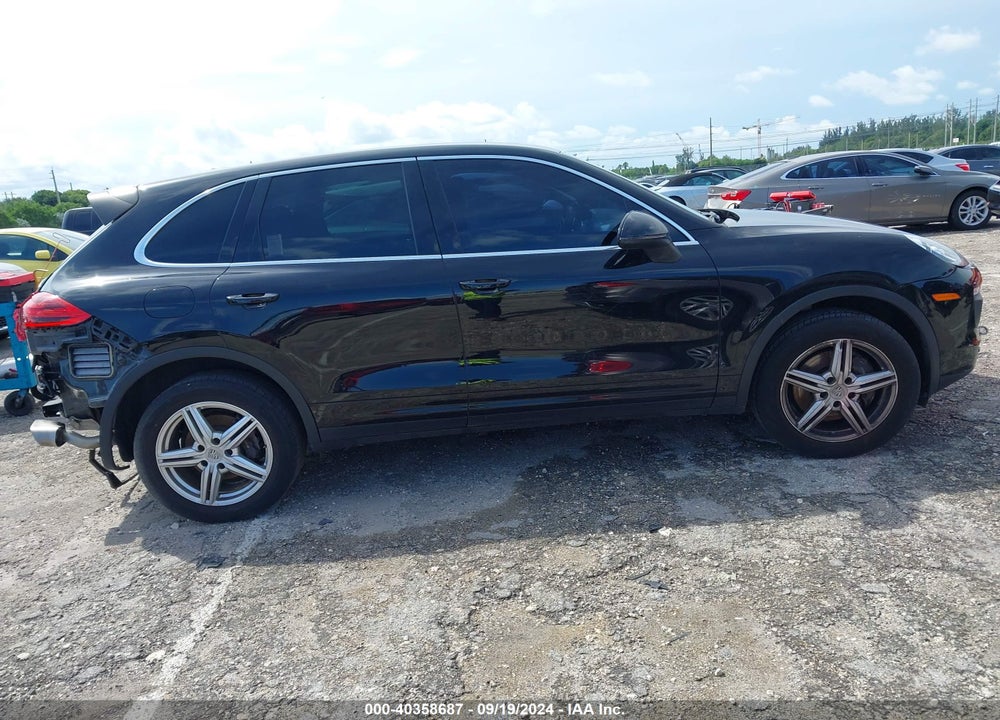 2016 PORSCHE CAYENNE VIN: WP1AA2A26GLA00766