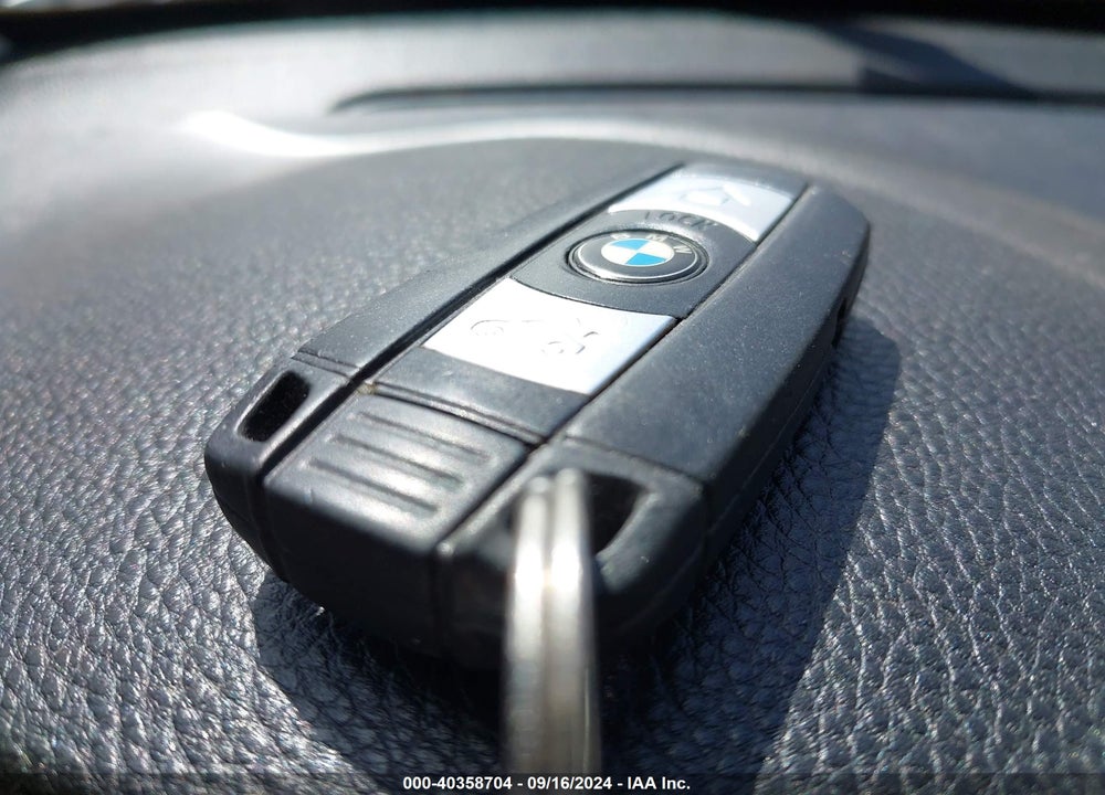 2011 BMW 328I VIN: WBAPH5C57BA444403