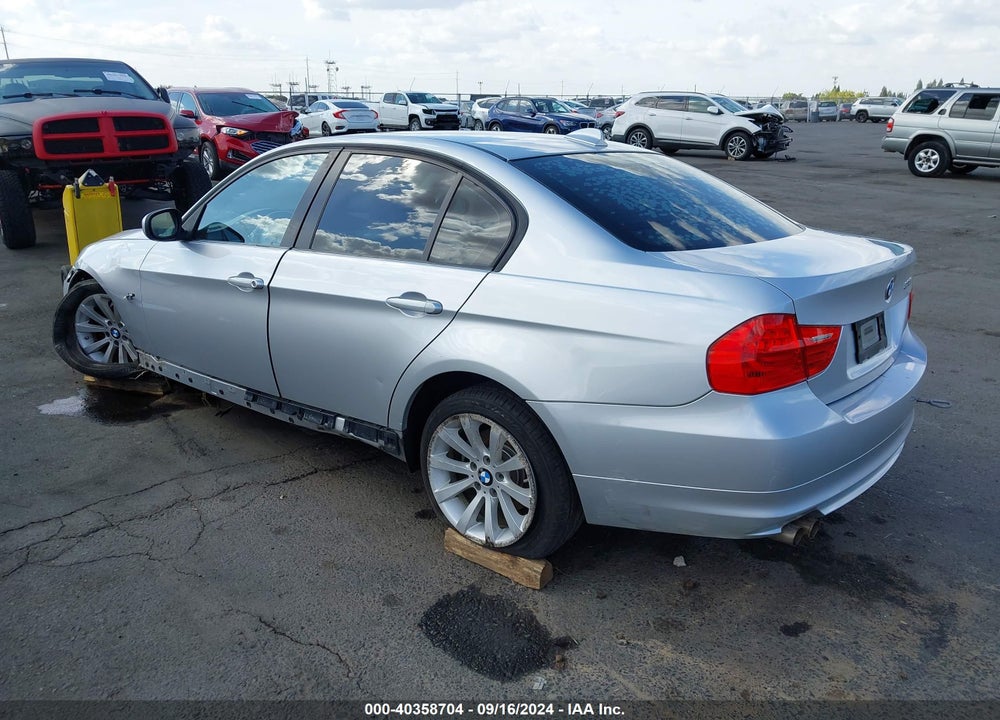 2011 BMW 328I VIN: WBAPH5C57BA444403