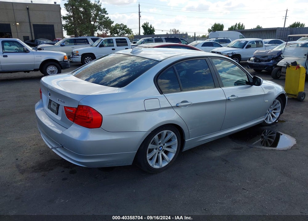 2011 BMW 328I VIN: WBAPH5C57BA444403
