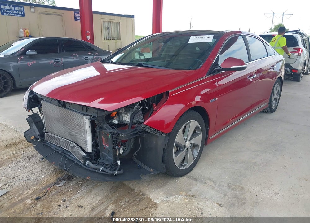 2016 HYUNDAI SONATA HYBRID LIMITED VIN: KMHE34L18GA016813