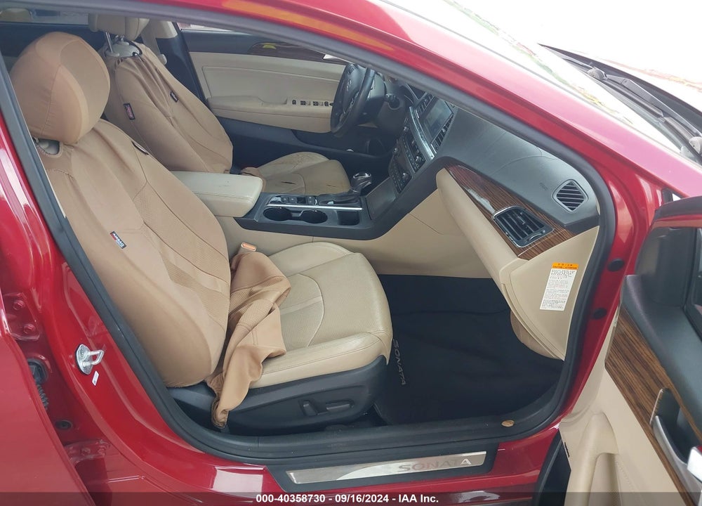 2016 HYUNDAI SONATA HYBRID LIMITED VIN: KMHE34L18GA016813