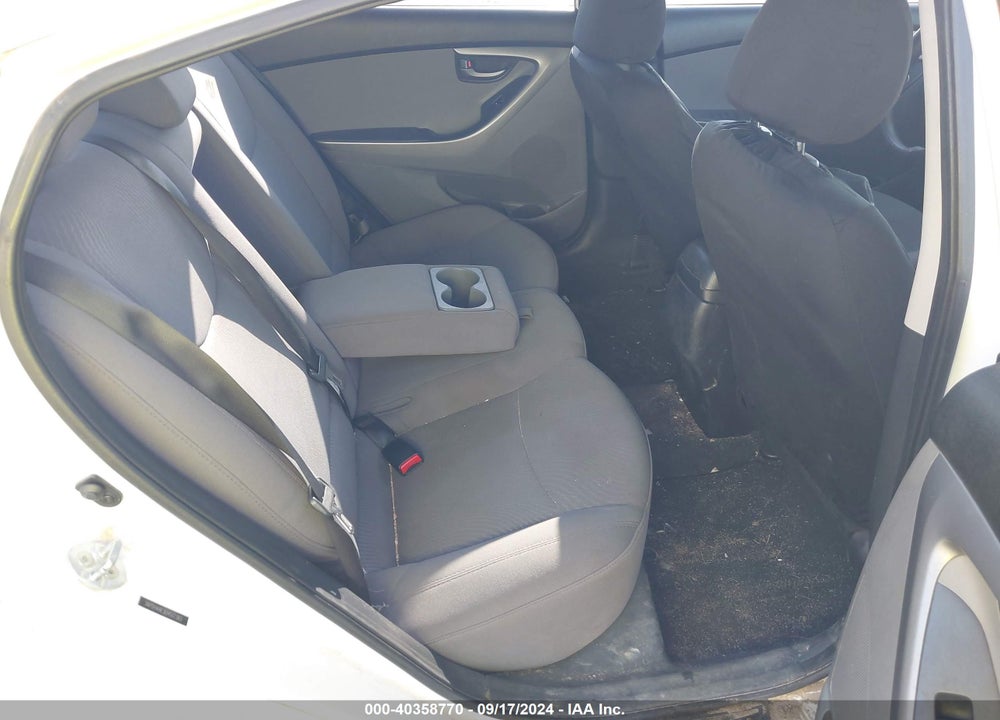 2014 HYUNDAI ELANTRA SE VIN: 5NPDH4AE3EH507383
