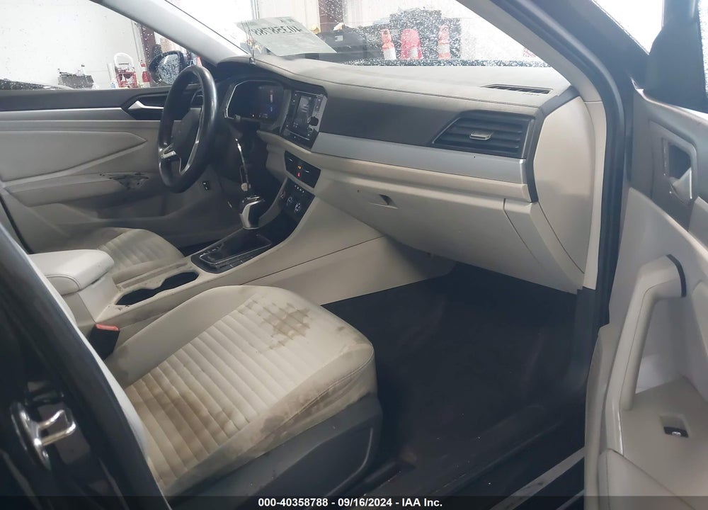 2022 VOLKSWAGEN JETTA VIN: 3VWCM7BU0NM015867