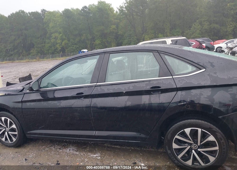 2022 VOLKSWAGEN JETTA VIN: 3VWCM7BU0NM015867