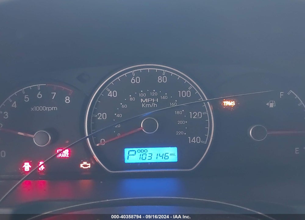 2010 HYUNDAI ELANTRA GLS VIN: KMHDU4AD5AU093814