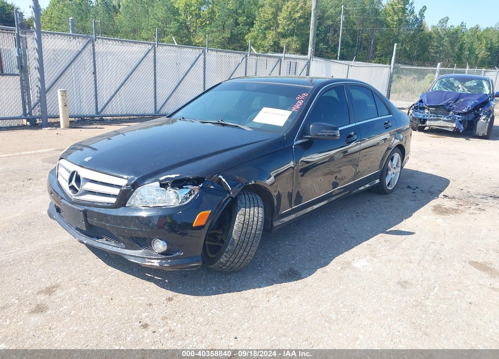 2010 MERCEDES-BENZ C300 VIN: WDDGF5EB5AA400237