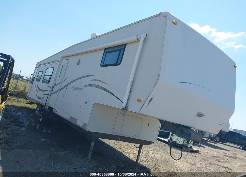 2002 KZ INC. RV SPORTSMAN 3453PX2L 5 VIN: 4EZFS34232S049944
