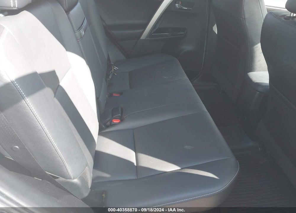 2017 TOYOTA RAV4 HYBRID LIMITED VIN: JTMDJREV5HD101563