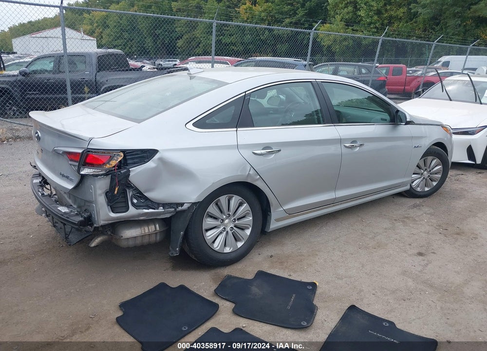 2016 HYUNDAI SONATA HYBRID SE VIN: KMHE24L15GA030199