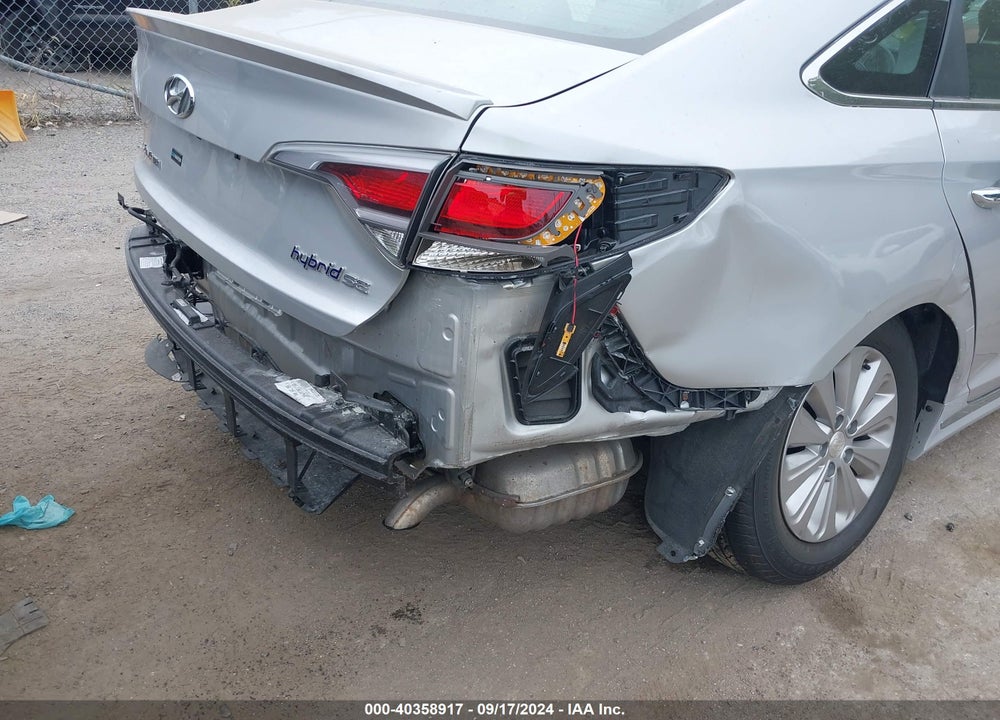 2016 HYUNDAI SONATA HYBRID SE VIN: KMHE24L15GA030199