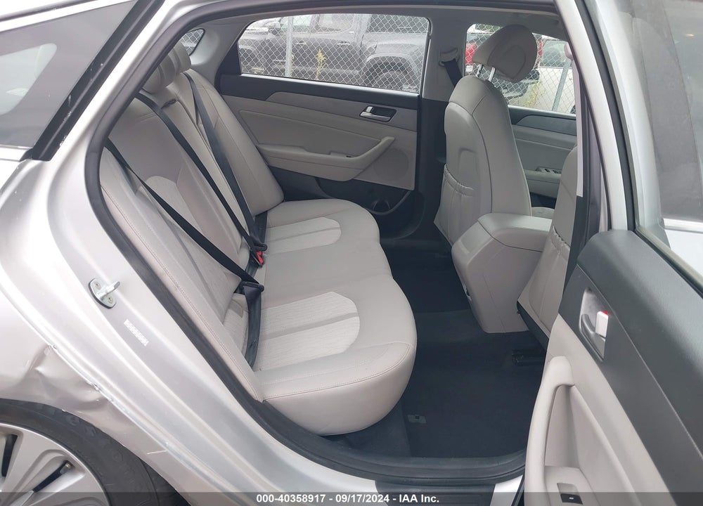 2016 HYUNDAI SONATA HYBRID SE VIN: KMHE24L15GA030199