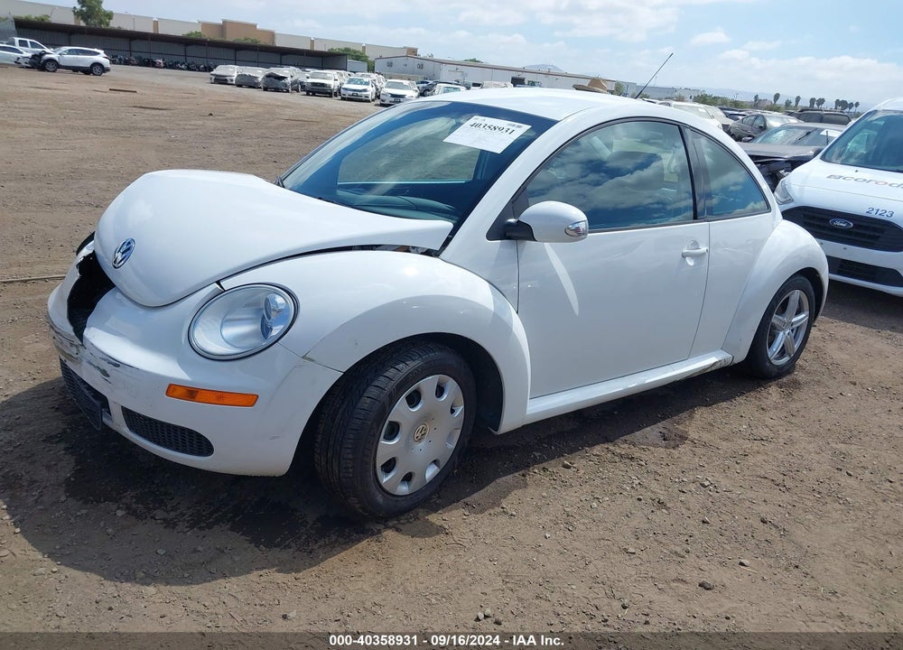 2010 VOLKSWAGEN NEW BEETLE 2.5L/2.5L FINAL EDITION/2.5L RED ROCK EDITION VIN: 3VWPG3AG5AM014852