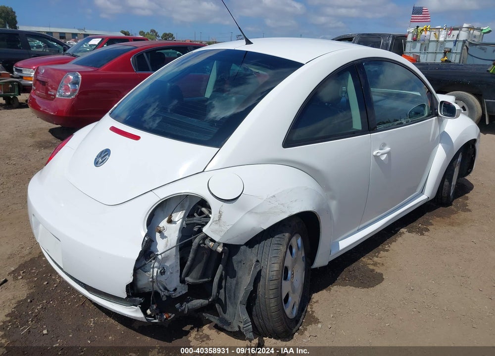 2010 VOLKSWAGEN NEW BEETLE 2.5L/2.5L FINAL EDITION/2.5L RED ROCK EDITION VIN: 3VWPG3AG5AM014852