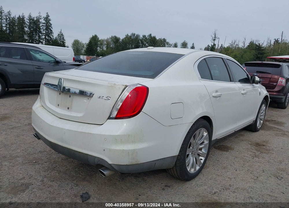 2009 LINCOLN MKS VIN: 1LNHM93R69G615335