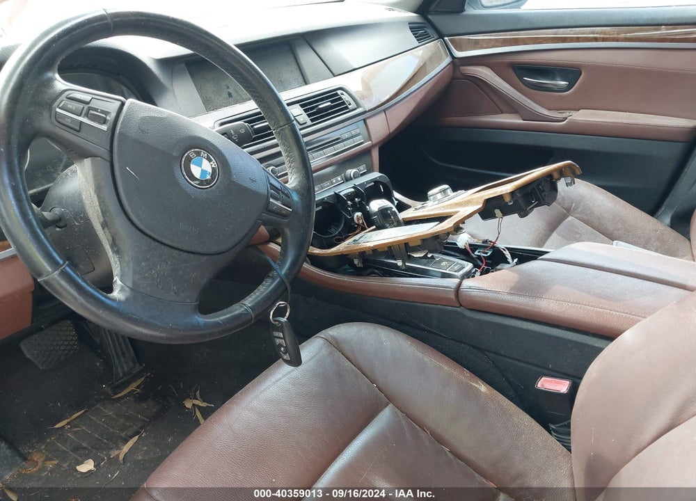 2011 BMW 528I VIN: WBAFR1C52BC749300
