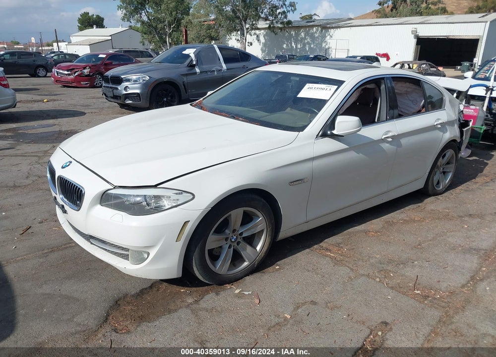 2011 BMW 528I VIN: WBAFR1C52BC749300