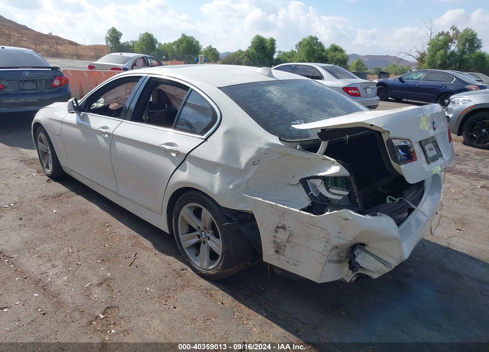 2011 BMW 528I VIN: WBAFR1C52BC749300