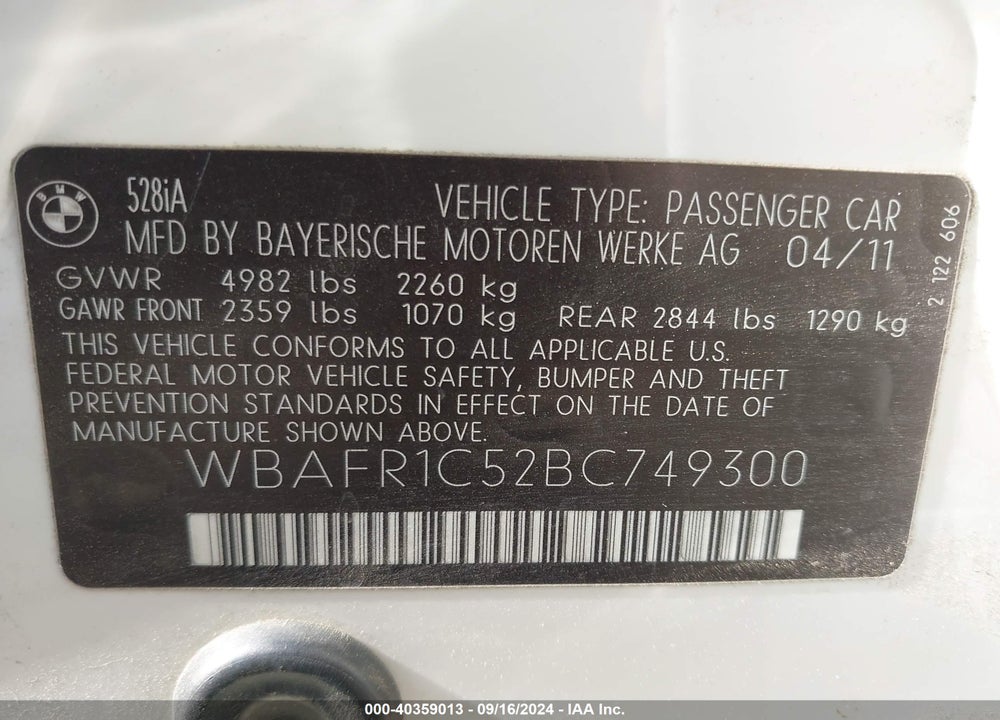 2011 BMW 528I VIN: WBAFR1C52BC749300