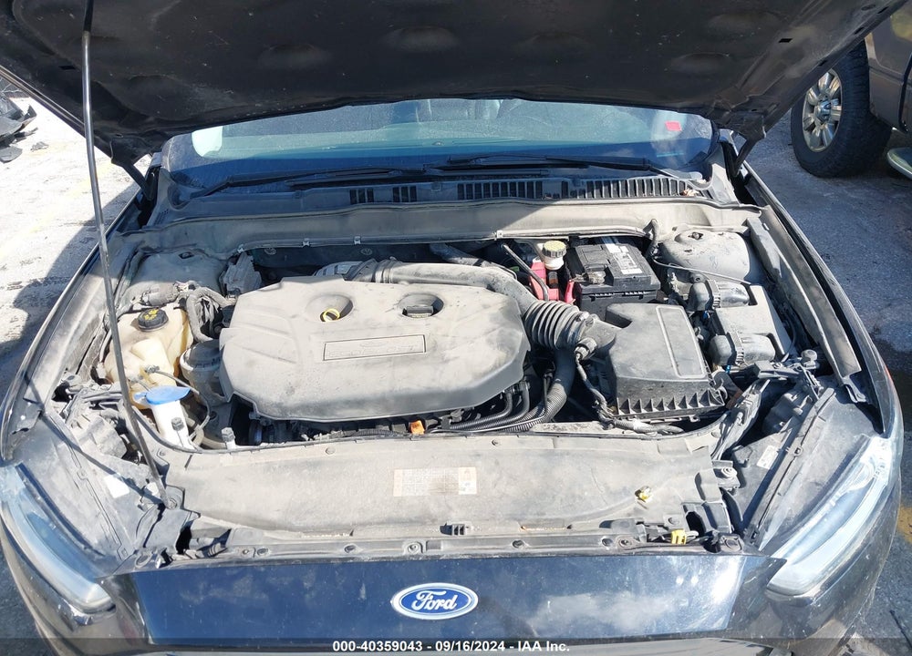 2015 FORD FUSION SE VIN: 3FA6P0H92FR136850