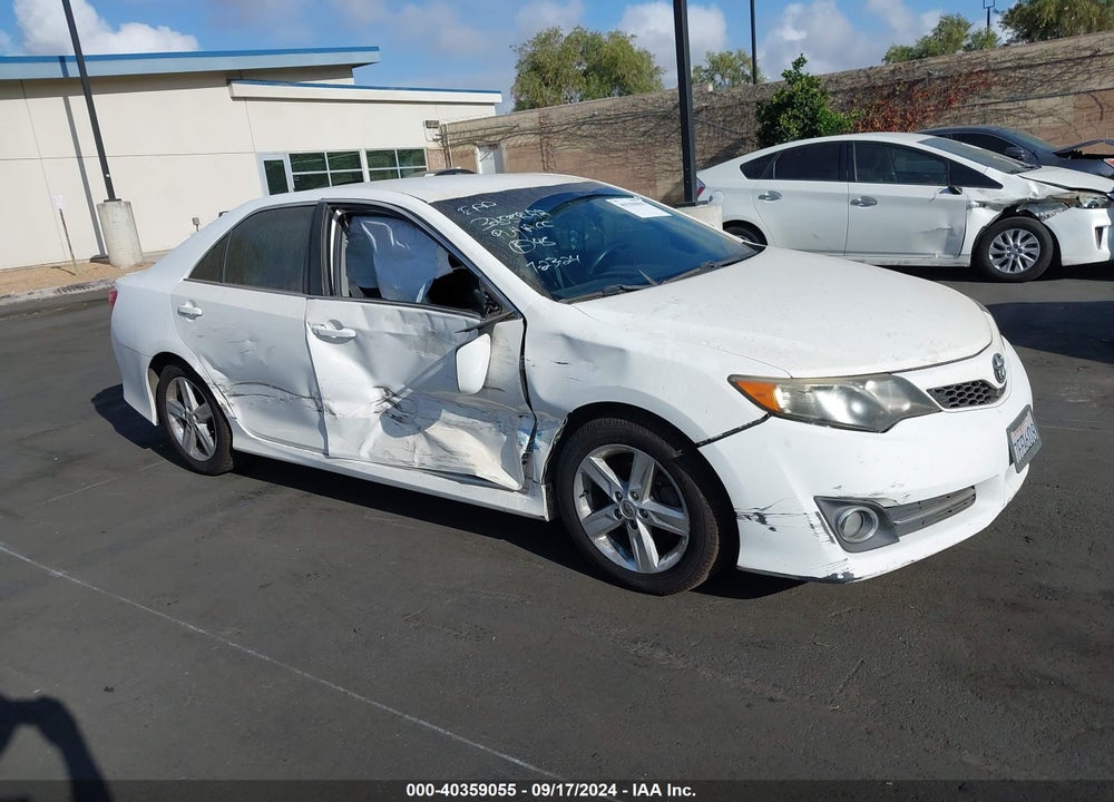 2014 TOYOTA CAMRY SE VIN: 4T1BF1FKXEU809362