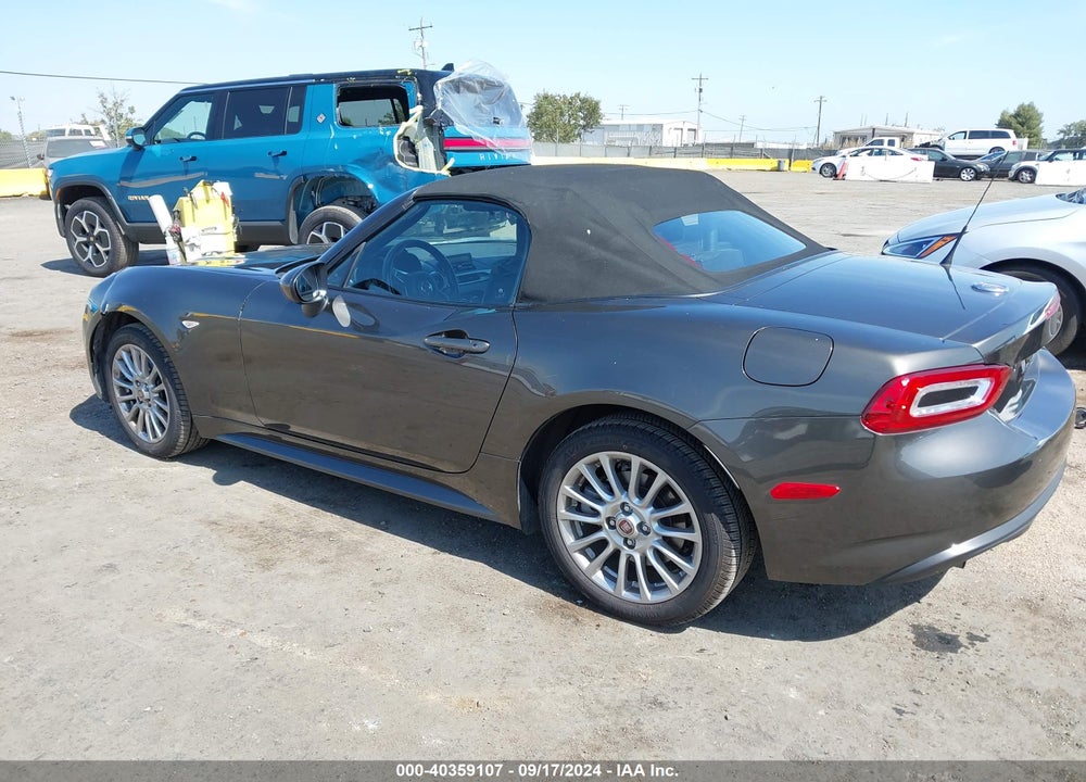 2018 FIAT 124 SPIDER CLASSICA VIN: JC1NFAEKXJ0136672