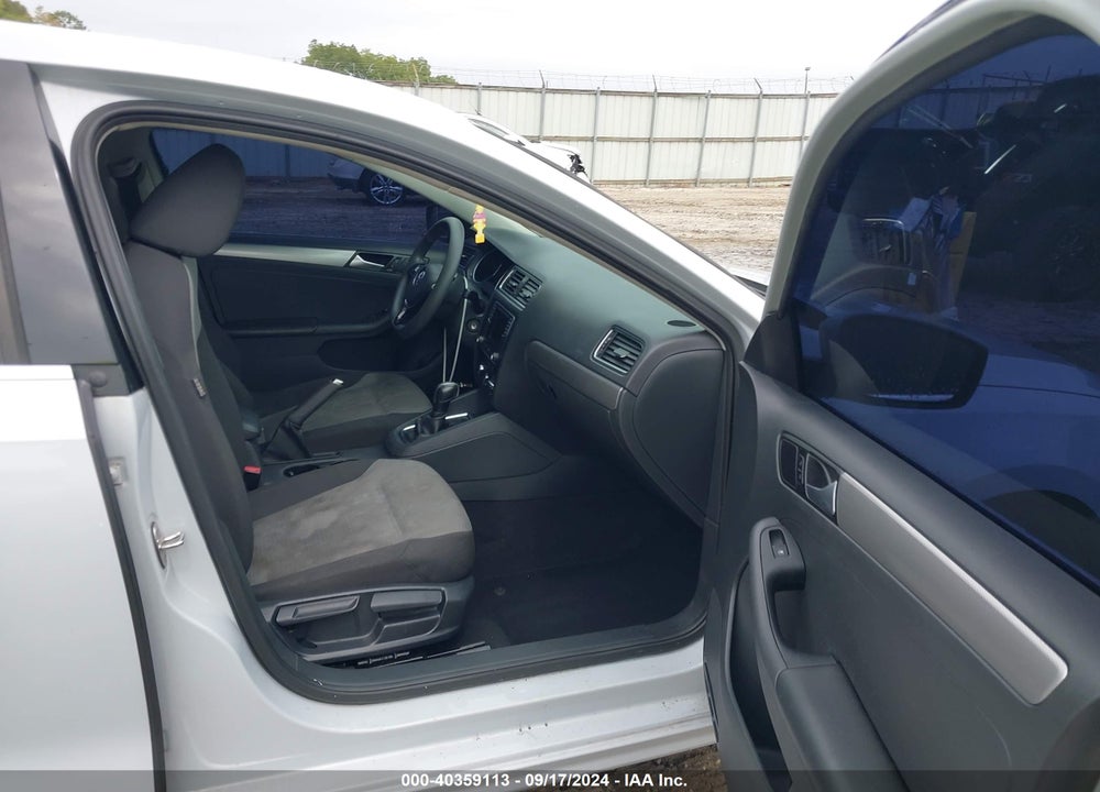 2017 VOLKSWAGEN JETTA 1.4T S VIN: 3VW2B7AJXHM269308
