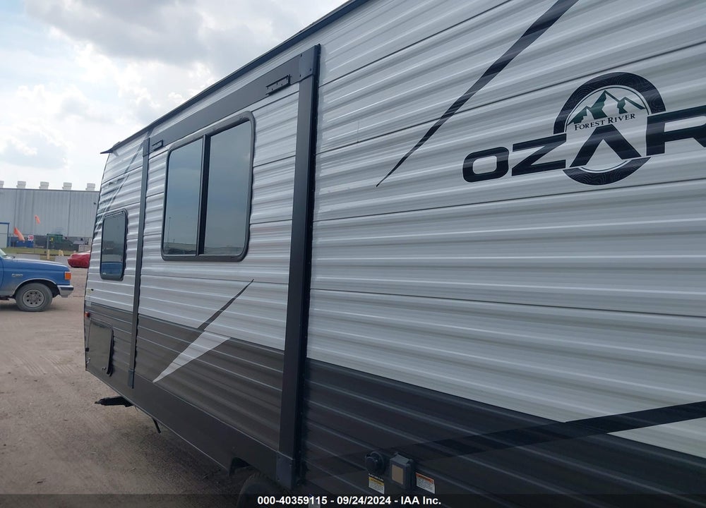 2022 FOREST RIVER OZARK RV VIN: 5ZT2ZKFC8NG402146