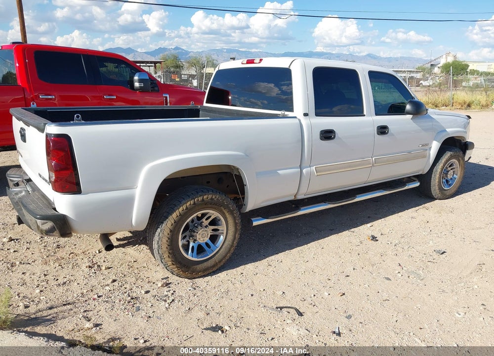 2004 CHEVROLET SILVERADO 2500 LT VIN: 1GCGC23U34F142653