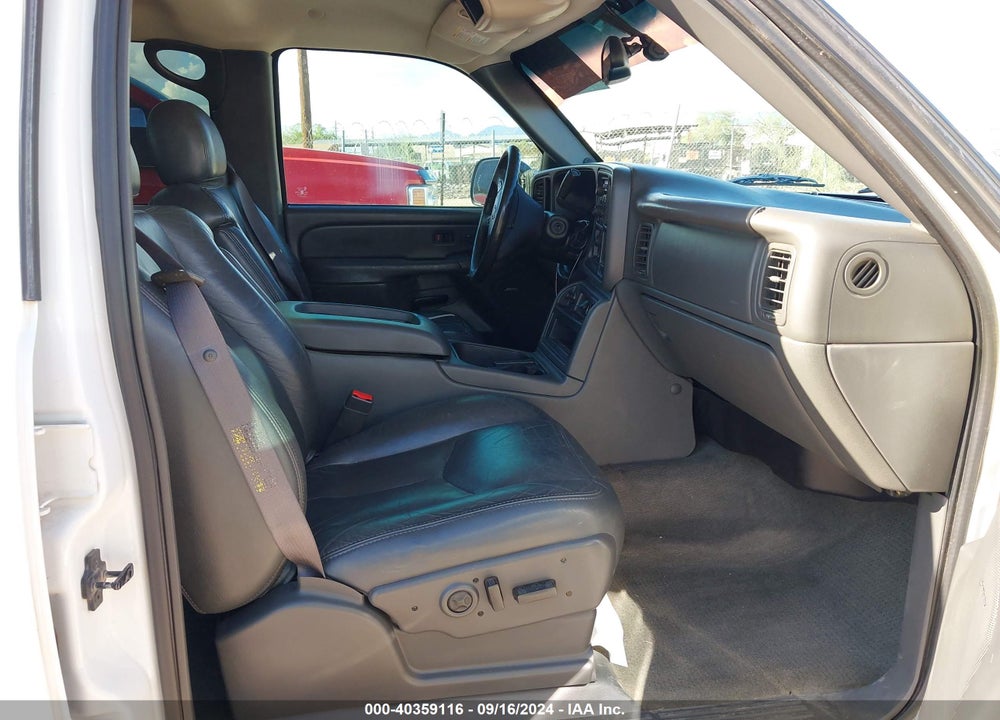 2004 CHEVROLET SILVERADO 2500 LT VIN: 1GCGC23U34F142653
