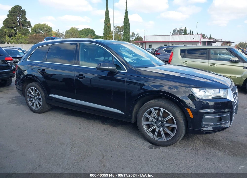 2017 AUDI Q7 3.0T PREMIUM VIN: WA1LAAF79HD027734