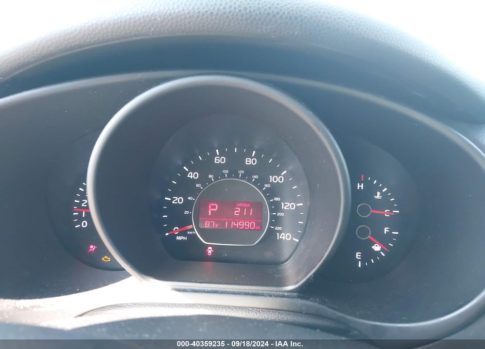 2016 KIA SOUL VIN: KNDJN2A21G7851985