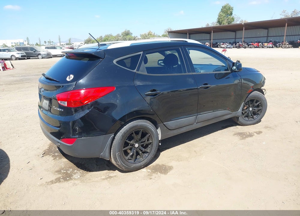 2011 HYUNDAI TUCSON GLS VIN: KM8JU3AC5BU155671