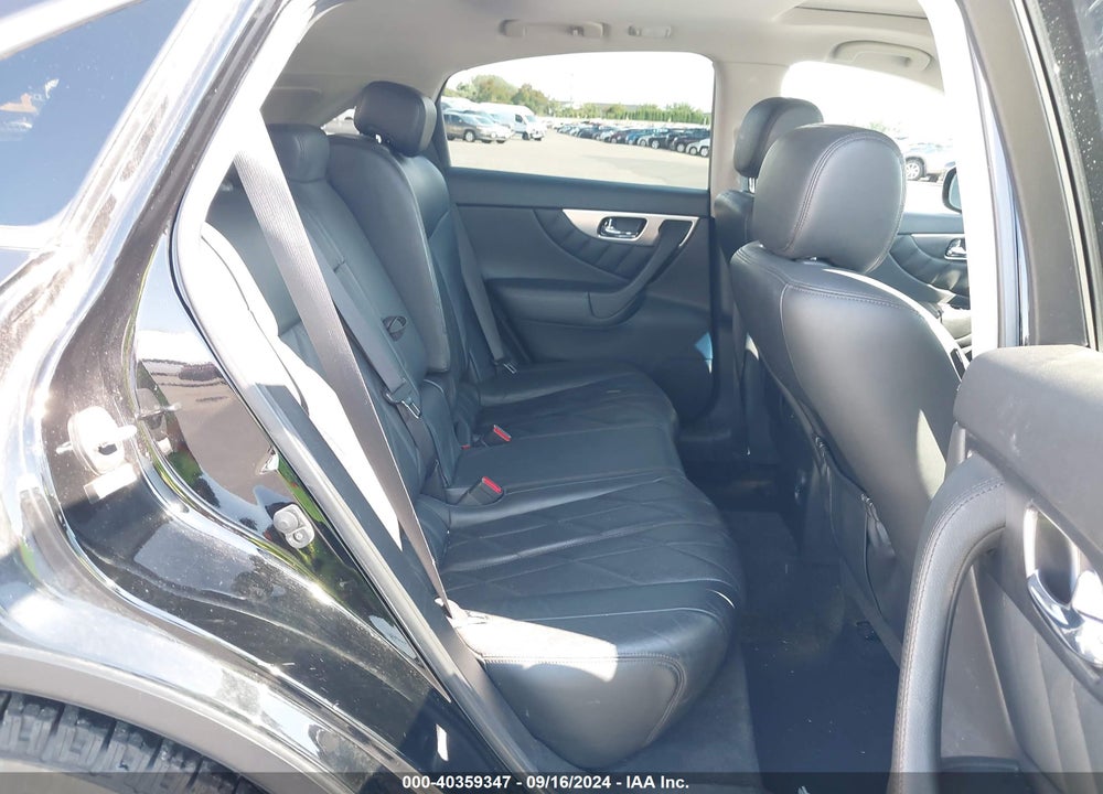 2009 INFINITI FX35 VIN: JNRAS18W09M157384