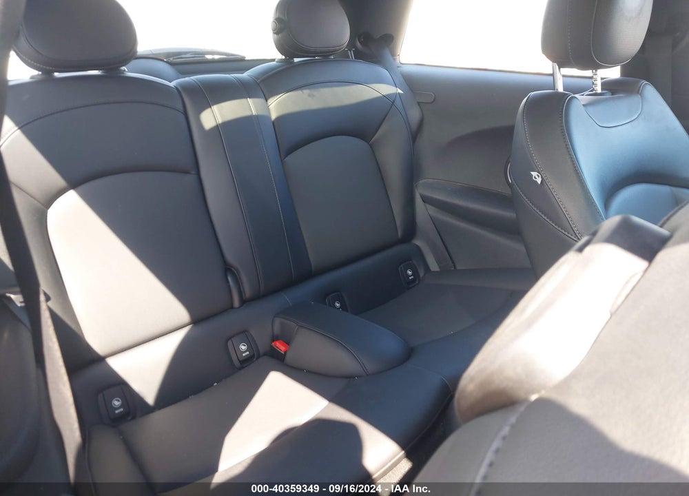 2015 MINI HARDTOP COOPER S VIN: WMWXP7C53F2A38006